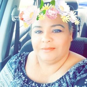 Meet your Posher, Yolanda